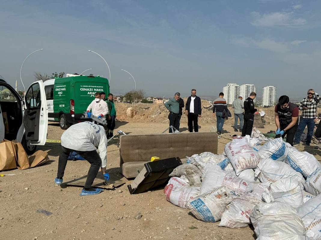 Böylesi görülmedi! Öldürdükleri engelli kişiyi tuzlayıp, halıya sarıp çekyatla bırakmışlar 1
